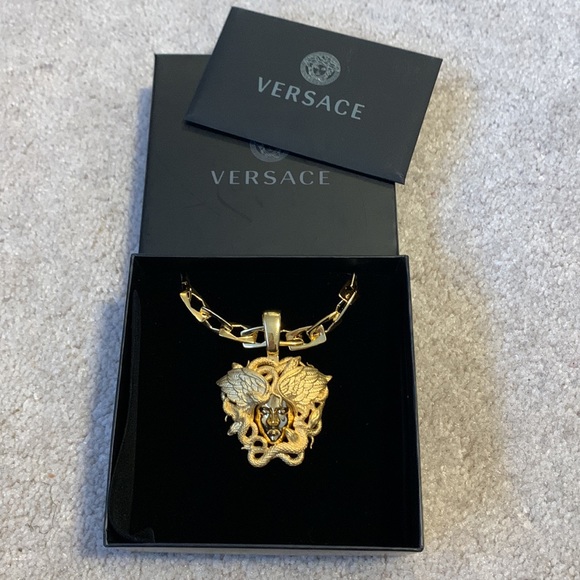 Versace Medusa Head Necklace - Picture 4 of 6